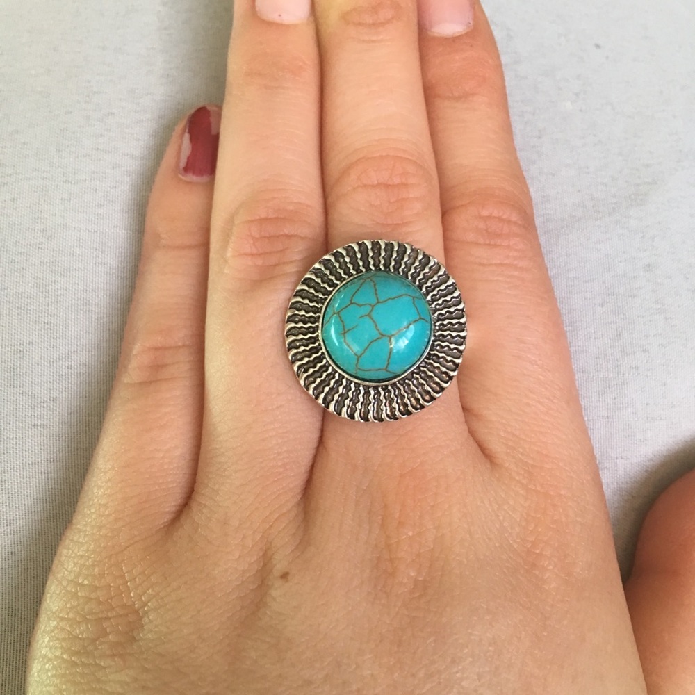 Turquoise Ring - Picture 3 of 7